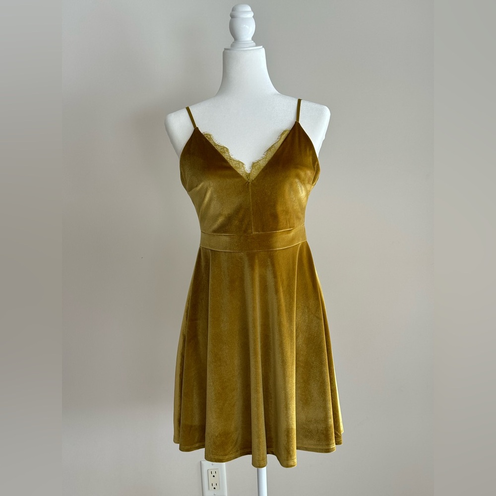 Lulu's Gold Velvet Dress